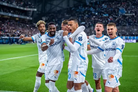 الدوري الفرنسي.. مارسيليا يقسو على مونبلييه وينفرد بالوصافة